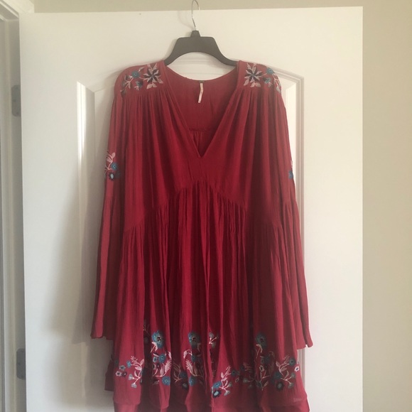 Free People Red NWOT Embroidered Flared Dress Size S Flirty PERFECT & STUNNING! - Picture 12 of 16